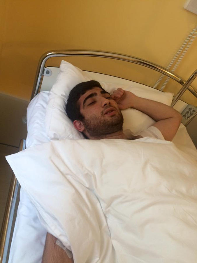 Пишу вам с последней надеждой…- 21-летнему отличнику Сабиру необходима срочная помощь  (ФОТО)