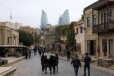 На телеканале Узбекистана продемонстрирован цикл передач об Азербайджане (ФОТО)