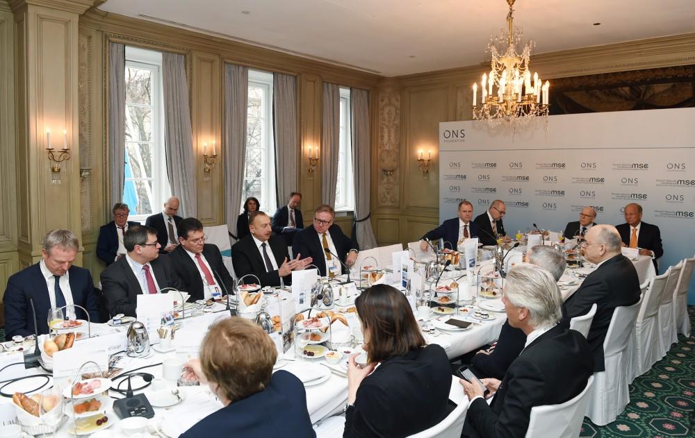 Президент Ильхам Алиев принял участие в «круглом столе» в рамках Мюнхенской конференции по безопасности (ФОТО)