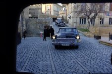 Шейна Гуффогга встретили в Баку парадом ретро-автомобилей (ФОТО)