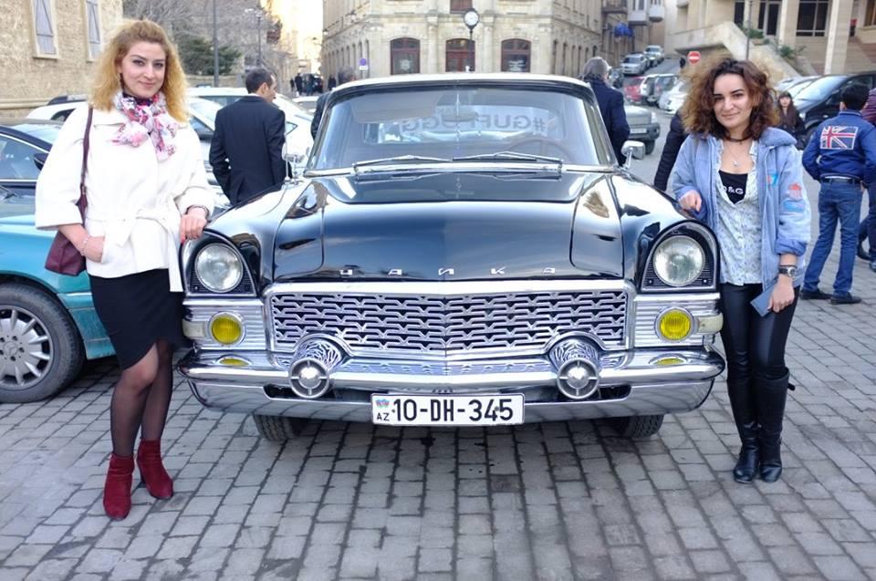 Шейна Гуффогга встретили в Баку парадом ретро-автомобилей (ФОТО)