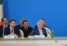 Президент Ильхам Алиев: "Южный газовый коридор" – вопрос энергобезопасности, и энергобезопасность является национальной безопасностью стран  (ФОТО) (ОБНОВЛЕНО)