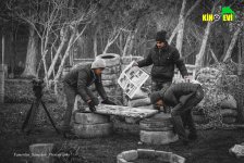 Азербайджанские телеведущие в военной форме: беседа у костра  с Видади Гасановым (ВИДЕО, ФОТО)