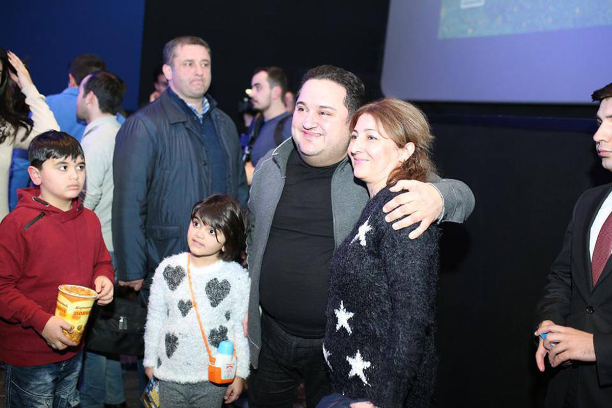 В Баку и Гяндже в CinemaPlus прошла автограф-сессия фильма "Bayram axşamı" (ВИДЕО, ФОТО)