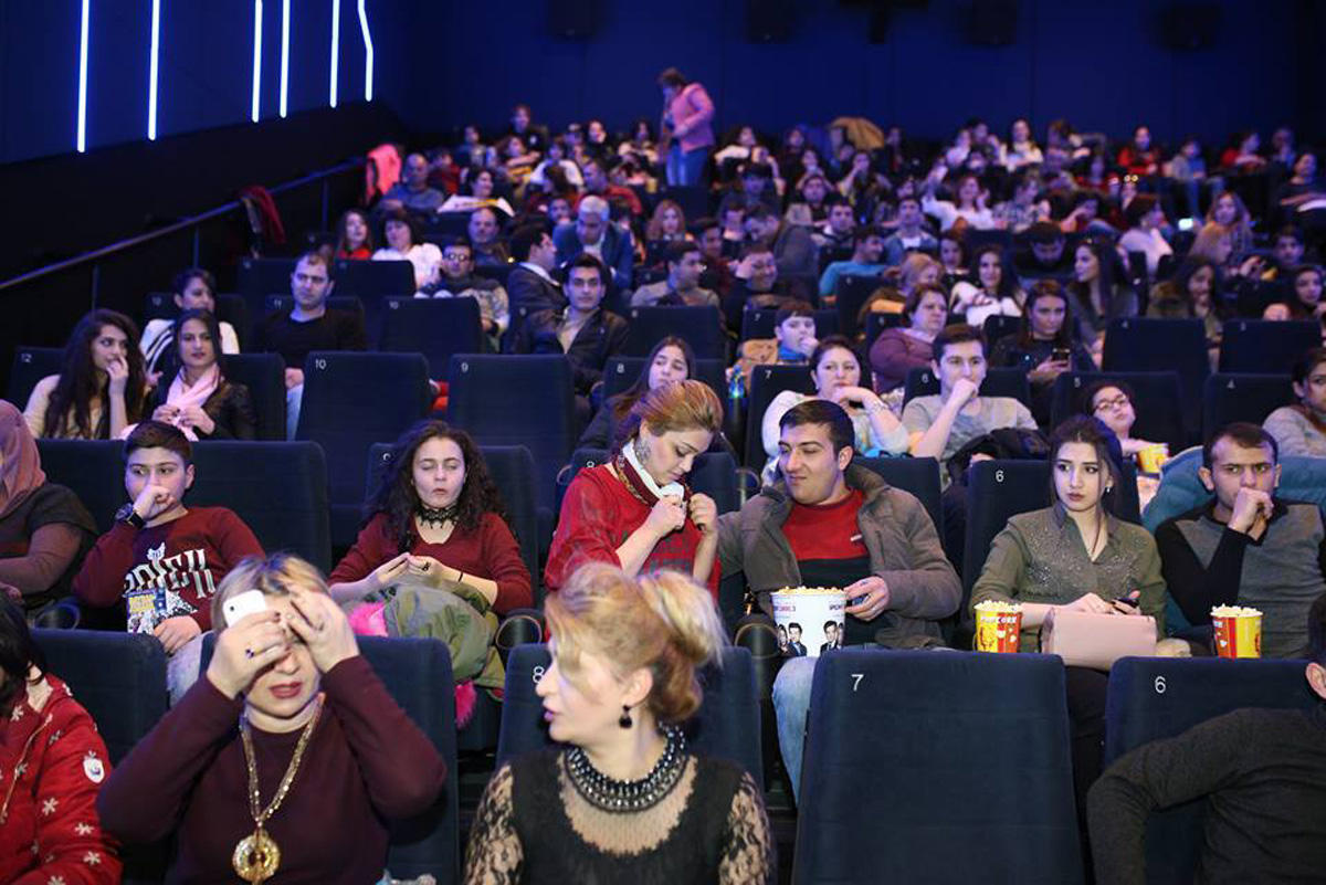 В Баку и Гяндже в CinemaPlus прошла автограф-сессия фильма "Bayram axşamı" (ВИДЕО, ФОТО)