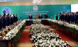Ilham Aliyev participates in 13th ECO summit in Islamabad (PHOTO)