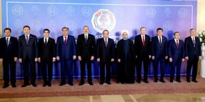 Ilham Aliyev participates in 13th ECO summit in Islamabad (PHOTO)