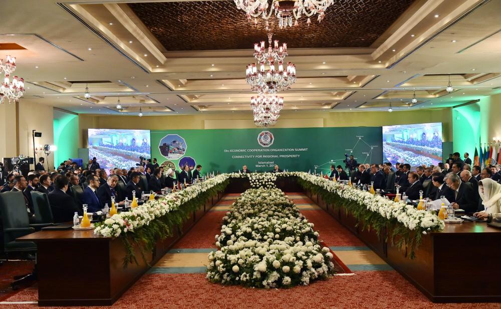 Ilham Aliyev participates in 13th ECO summit in Islamabad (PHOTO)