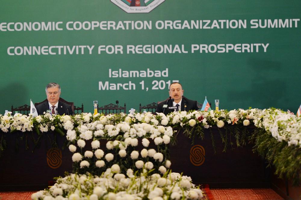 Ilham Aliyev participates in 13th ECO summit in Islamabad (PHOTO)