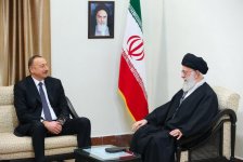 President Aliyev meets Iran’s Supreme Leader (PHOTO)
