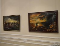 Заслуженный художник России показал в Баку "Женское счастье" (ФОТО)
