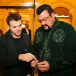Стивен Сигал записал клип с азербайджанским певцом (ФОТО)
