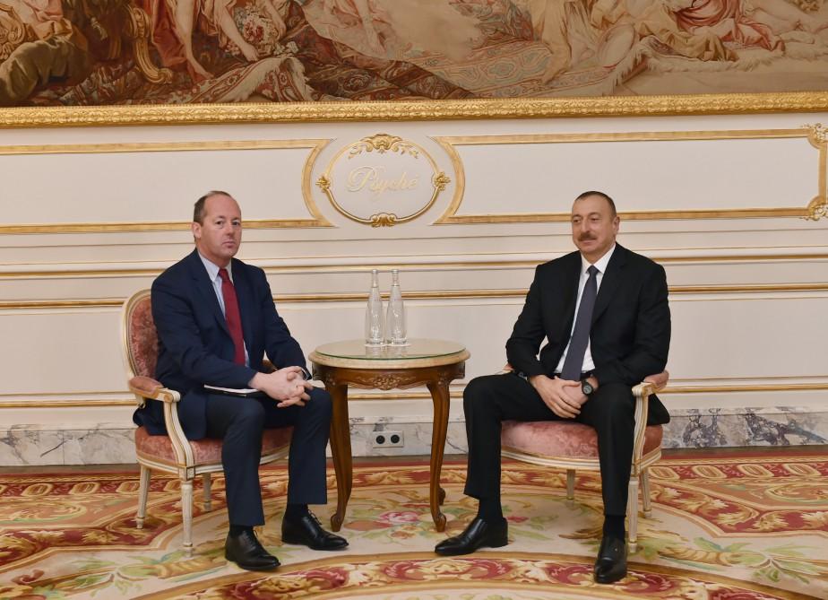 Президент Ильхам Алиев встретился в Париже с исполнительным вице-президентом компании “Airbus”  (ФОТО)