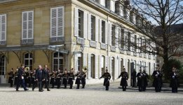 Ilham Aliyev meets French Senate’s president in Paris (PHOTO)