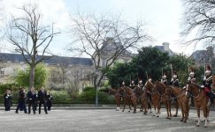 Ilham Aliyev meets French Senate’s president in Paris (PHOTO)
