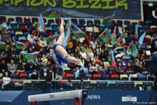 Стартовал второй день соревнований Кубка мира по спортивной гимнастике в Баку (ФОТО)