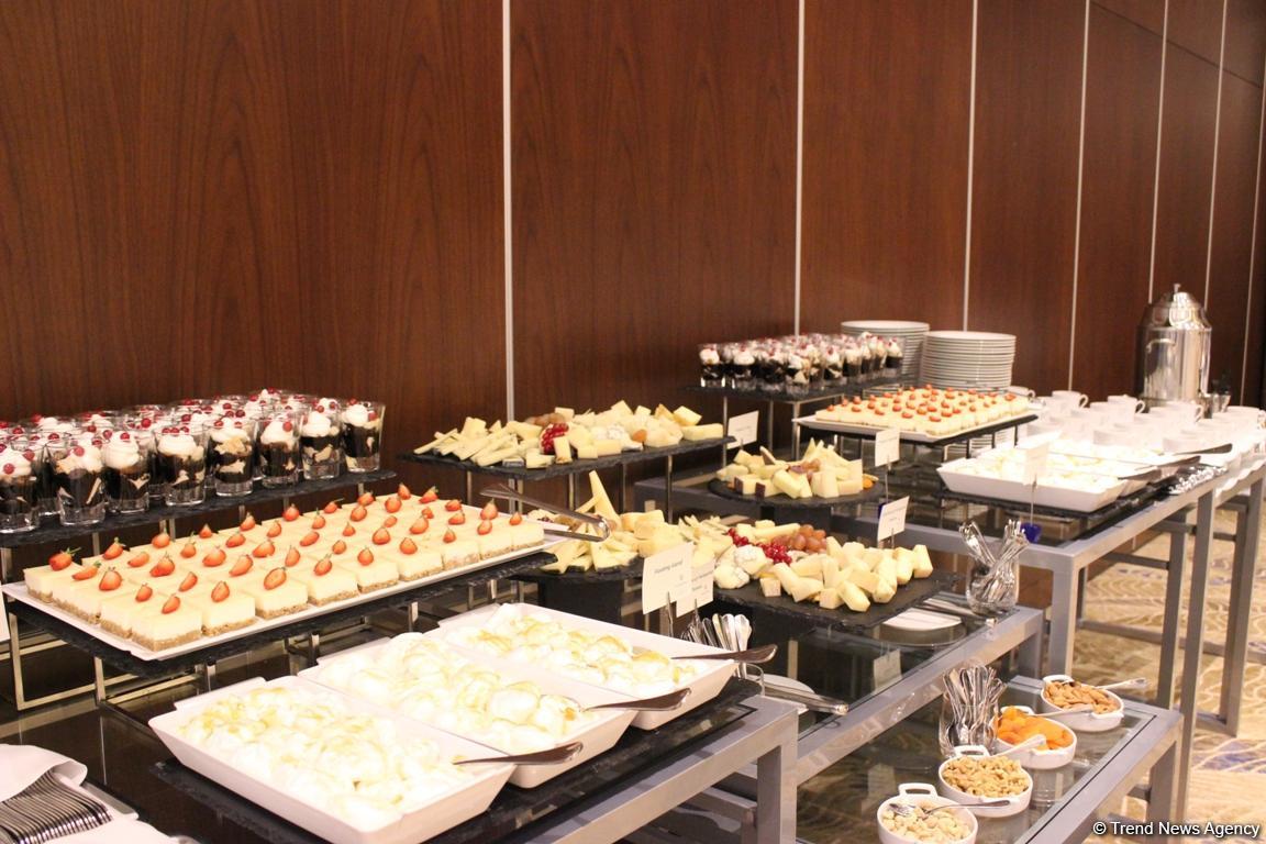 From Hungary to Baku with love – colorful fashion show, exquisite dishes (PHOTO)