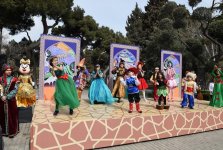 President Ilham Aliyev, first lady Mehriban Aliyeva join nationwide Novruz festivities (PHOTO)