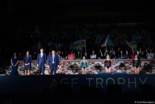 Состоялась церемония награждения победителей и призеров второго дня финалов Кубка мира по спортивной гимнастике в Баку (ФОТО)