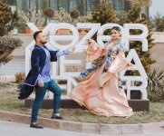 Азербайджанские звезды встречают Новруз в национальной одежде (ФОТО)