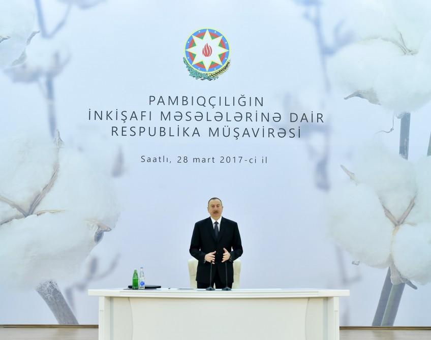 Президент Ильхам Алиев принимает участие в республиканском совещании по развитию хлопководства (ФОТО) (версия 2)