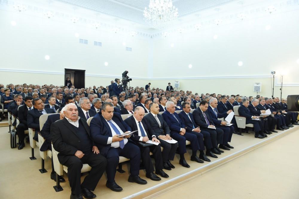 Президент Ильхам Алиев принимает участие в республиканском совещании по развитию хлопководства (ФОТО) (версия 2)
