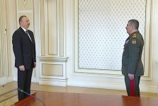 Ilham Aliyev receives servicemen on anniversary of April victories of Azerbaijani army (PHOTO)