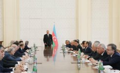Под председательством Президента Ильхама Алиева прошло заседание Кабмина  Азербайджана, посвященное итогам социально-экономического развития в I  квартале 2017 года и предстоящим задачам (ФОТО) (версия 2)
