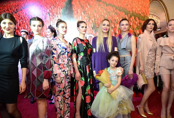 Baku Fashion Night - от 50 оттенков серого до красочных коллекций (ФОТО)
