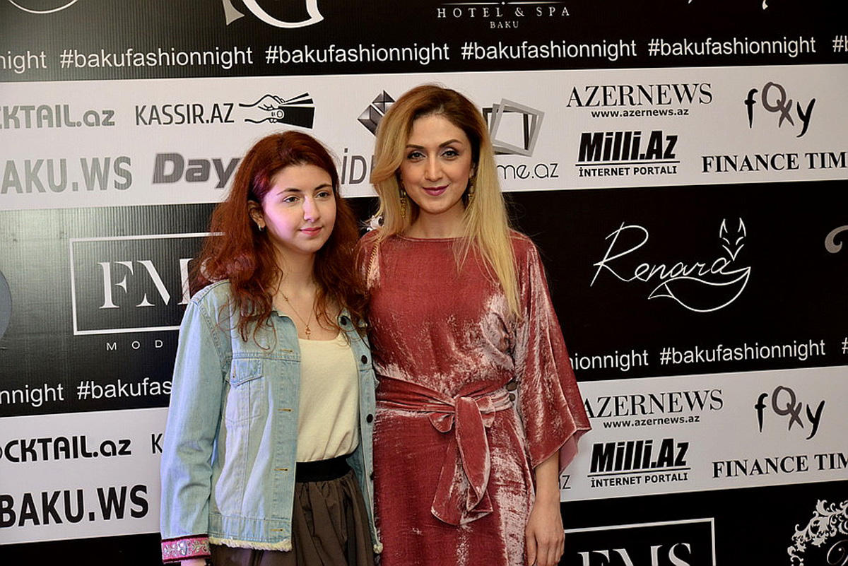 Baku Fashion Night - от 50 оттенков серого до красочных коллекций (ФОТО)