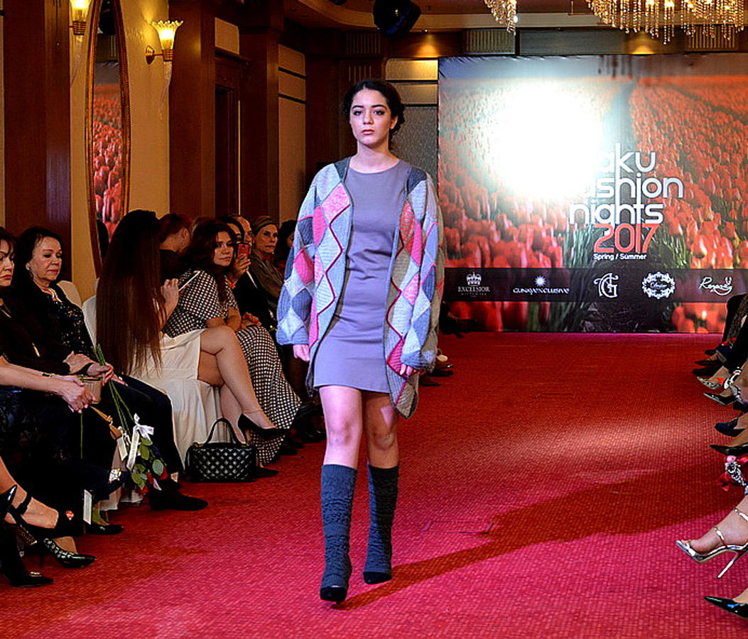Baku Fashion Night - от 50 оттенков серого до красочных коллекций (ФОТО)