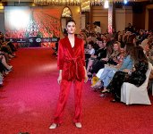 Baku Fashion Night - от 50 оттенков серого до красочных коллекций (ФОТО)