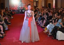 Baku Fashion Night - от 50 оттенков серого до красочных коллекций (ФОТО)
