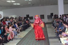 В Ташкенте состоялся показ азербайджанской национальной одежды, присущей Карабахскому региону (ФОТО)