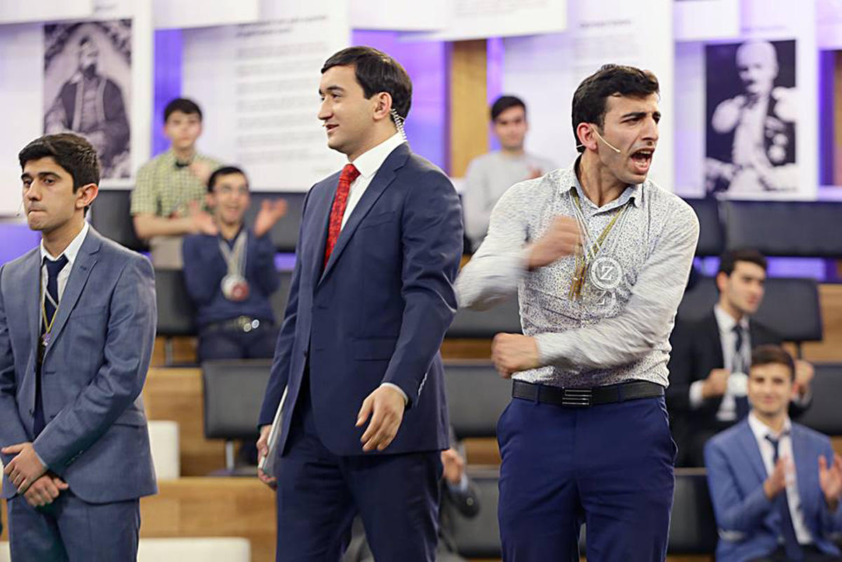 Клуб интеллектуальных игр "Азербайджан" отмечает свое 5-летие (ФОТО)