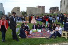 В парке Центра Гейдара Алиева прошел замечательный праздник "День чтения" (ФОТО)