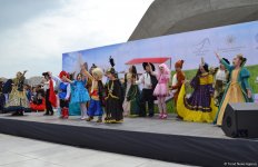 В парке Центра Гейдара Алиева прошел замечательный праздник "День чтения" (ФОТО)