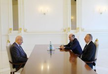 Президент Азербайджана принял гендиректора ИСЕСКО (ФОТО)