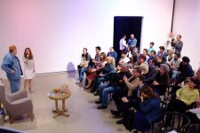 Азербайджанский писатель отметил фантастический творческий юбилей (ФОТО)