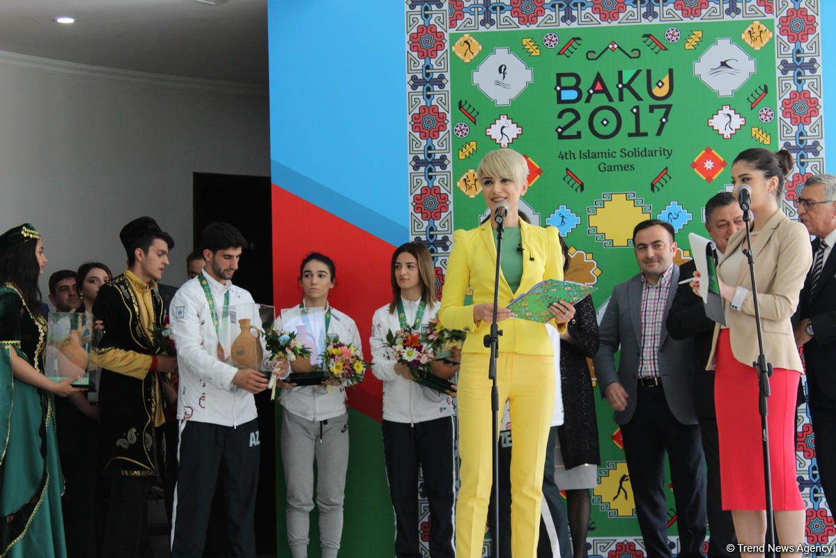 В НОК Азербайджана открылись "Дни триумфа", посвященные Исламиаде (ФОТО)