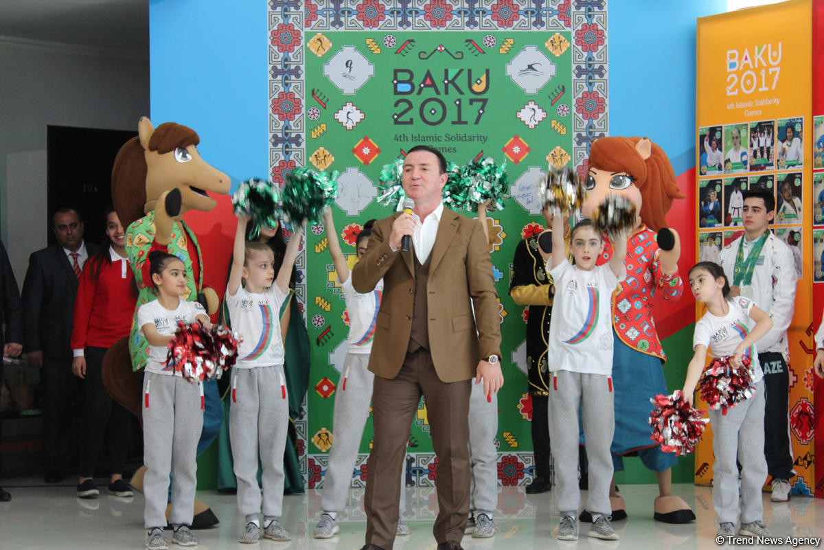 В Баку продолжаются "Дни триумфа", посвященные Исламиаде (ФОТО)