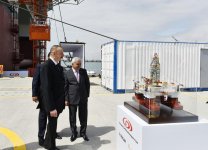 Ilham Aliyev attends opening of drilling rig named after Heydar Aliyev (PHOTO)