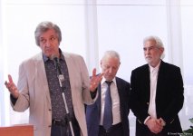 Xalq Bank презентовал издание о жизни и творчестве известного живописца Камала Ахмеда (ФОТО)