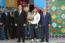 "Дни триумфа" в Баку - чествование призеров Исламиады (ФОТО)