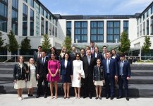 Президент Ильхам Алиев и Первая леди Мехрибан Алиева приняли участие во встрече с победителями IV Игр исламской солидарности, тренерами и представителями спортивной общественности (ФОТО)