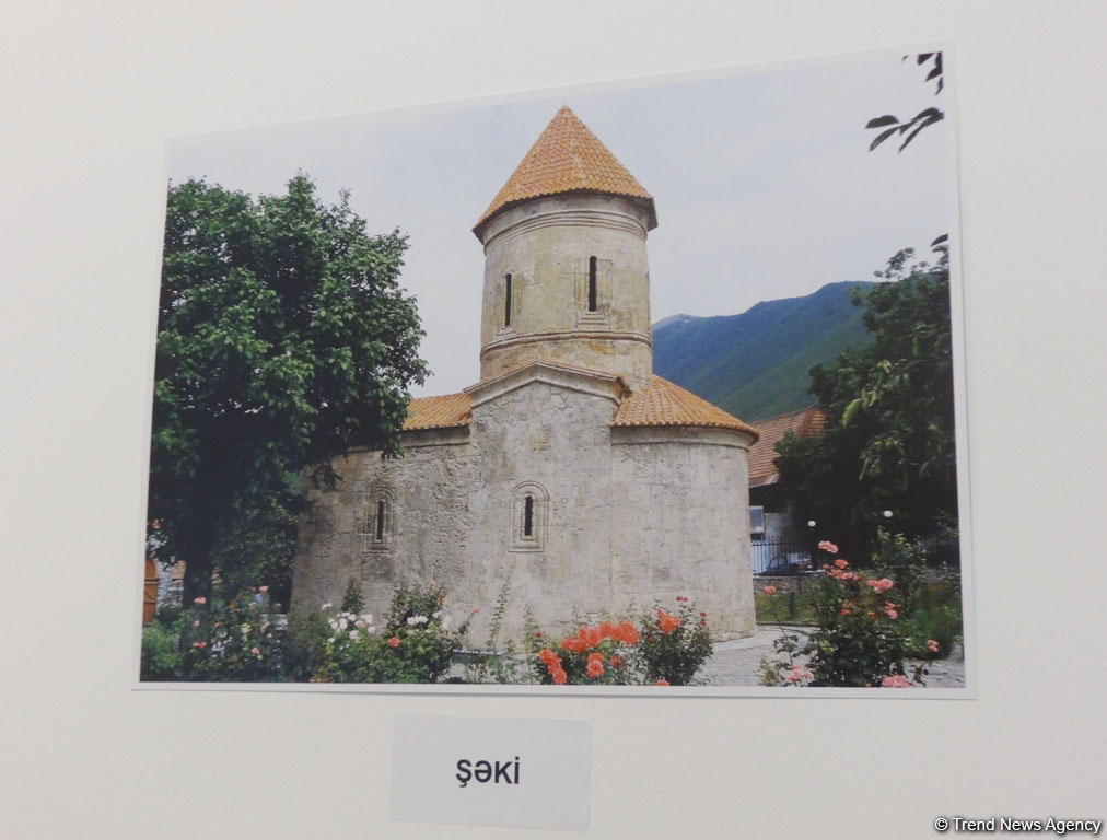 Очарование Венгрии и Азербайджана (ФОТО)