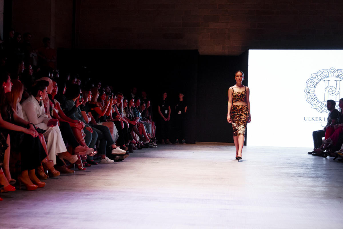 Праздник моды: зеленый свет! Azerbaijan Fashion Week – красочное открытие (ФОТО)