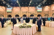 Президент Азербайджана Ильхам Алиев и Первая леди Мехрибан Алиева приняли участие в официальном приеме по случаю Дня Республики (ФОТО)