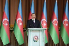Президент Азербайджана Ильхам Алиев и Первая леди Мехрибан Алиева приняли участие в официальном приеме по случаю Дня Республики (ФОТО)