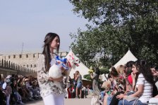 Уникальная коллекция для домашних питомцев Pet Fashion Show by NELYA  представлена в Баку (ФОТО)
